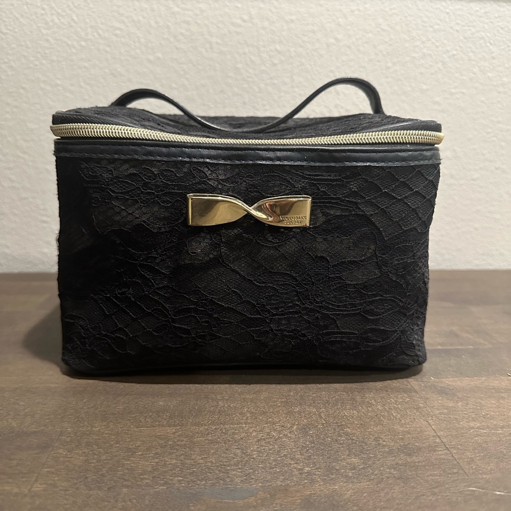 Victoria secret cosmetic case